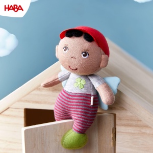 Papusa de Plus HABA Oskar 15 cm, Washable, Perfecta pentru Bebei si Copii - Img 4