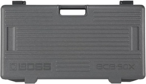Pedalboard BOSS BCB-90X cu capacitate pentru 10 pedale, constructie din aluminiu