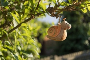 Peluche cu carabinier Schnecke Adele Schaffer 0256 9 cm Portocalie - Img 2