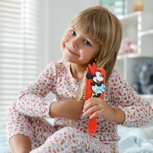 Perie de par Disney Minnie Mouse 3D Paddle, cu maner antiderapant, pentru toate tipurile de par - Img 5