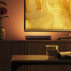 Philips Hue Play Lightbar 500lm Lumina RGB 16 Milioane Culori Control prin Aplicatie sau Voce Negru - Img 5