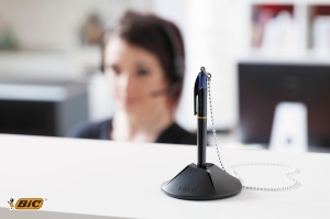 Pix BIC 4 Culori cu Stativ si Lant de 58 cm, Reincarcabil, Documente - Img 7