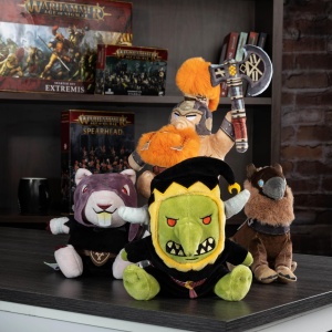 Plush Gloomspite Git TOMY, figurina de colectie, ochi rosii, 12 - Img 7