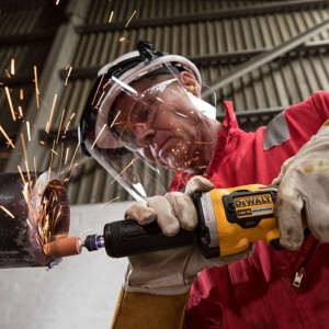 Polizor drept fara fir Dewalt (18V, fara perii, colt de 6 mm, electronica de viteza in trei trepte, lumina LED, furnizata fara baterie si incarcator) DCG426N, Color - Img 2