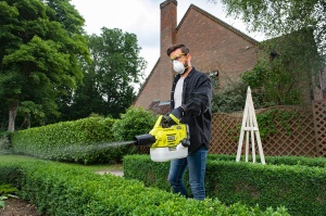 Pulverizator de ceata fara fir RYOBI 18 V ONE+ RY18FGA-0 (raza de actiune 4,5 m, debit 7,2 l|h, acoperire a suprafetei pe min. 93 m2, dimensiune medie a particulelor 40 mm, fara baterie si incarcator in cutie) - Img 3