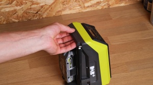 Radio Bluetooth RYOBI RRDAB18-0, 18V, 10W, DAB, NegruVerde - Img 4