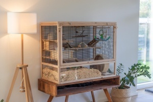 Roata pentru hamsteri TRIXIE, 28 cm, din lemn, cu suprafata din pluta - Img 3