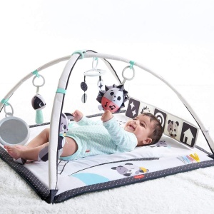 Saltea de joaca pentru bebelusi Tiny Love Black White Gymini, 2-in-1, 18 activitati - Img 5