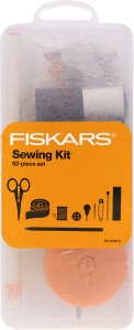 Set de cusut Fiskars, 62 piese, cutie transparenta, unelte pentru incepatori