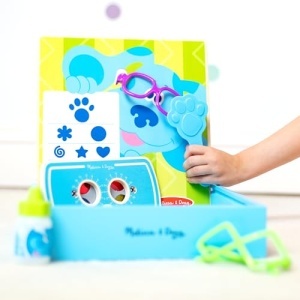 Set de joaca din lemn Melissa Doug Blues Clues pentru copii 3 ani, accesorii oftalmologice - Img 10