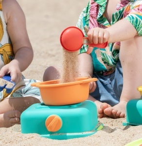 Set de Joaca Hape pentru Plaja - Utensile si Accesorii pentru Gatit, 18 luni - Img 4
