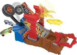 Set de joaca Hot Wheels Monster Trucks 5-Alarm cu camion si masina distrusa - Img 3