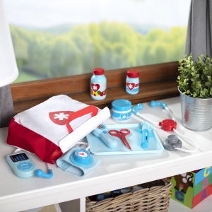 Set de joaca medic - Melissa Doug, 25 piese, pentru copii de la 3 ani - Img 8