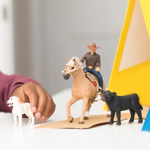 Set de Joaca Schleich Farm World - Westernreiten 42578, 6 Piese, Ideal pentru Copii - Img 3