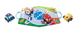 Set de Masinute Plush Hape cu Motor de Retur - 4 Vehicule cu Sac de Depozitare si Covor de Joaca - Img 4