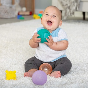 Set de mingi senzoriale pentru bebelusi Infantino 6 piese BPA-free texturi si culori variate - Img 8