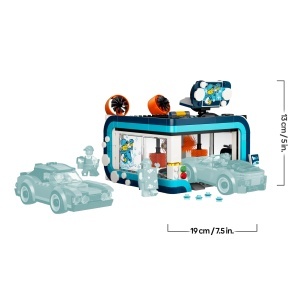 Set LEGO City - Spalatorie Auto cu 2 Masini, 4 Figurine, 583 Piese - Img 8