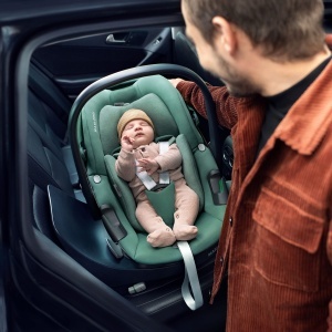 Sistem de scaune auto Maxi-Cosi FamilyFix 360, ISOFIX, rotire 360, pentru 0-4 ani, Negru - Img 9