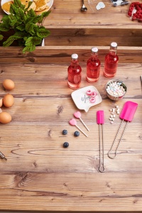 Spatula pentru aluat ROSLE Pink Charity Edition, 26 cm, silicon si otel inoxidabil - Img 3