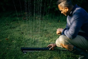 Sprinkler oscilant Fiskars X-Series SL, 300-500 m, negruorange - Img 8