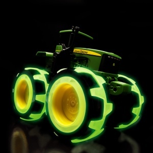 Tractor John Deere Monster Treads cu roti luminoase, verde - Img 2
