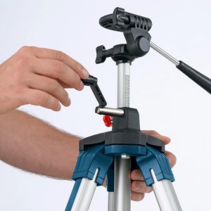 Trepied profesional de constructie Bosch pentru lasere si dispozitive de nivelare BT 250 (inaltime: 97,5-250 cm, filet: 1/4") - Img 5