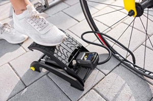Umflare MICHELIN cu 2 cilindri cu manometru digital - Precis pana la 7 bari, ideal pentru anvelope auto si biciclete, bile si multe altele, banda de rulare antiderapanta, calitate robusta, inclusiv adaptor - Img 5