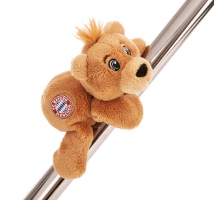 Ursulet de Plus NICI MagNICI FC Bayern MUNCHEN 12cm, Culoare Maro, Cu Magneti