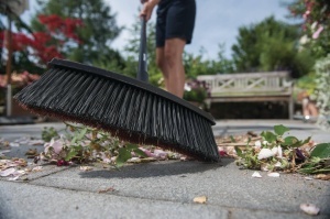 Besen cu maner Fiskars Solid, 38 cm, negru, PowerClean - Img 8