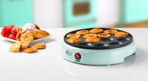 Bestron Poffertjes Maker in design retro, Mini Crepe's, Specialitate olandeza, Automat de clatite cu acoperire antiaderenta si indicator luminos, Sweet Dreams, Culoare: Menta - Img 3