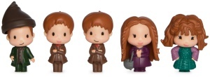 Calendar de Advent Harry Potter Weihnachtszeit in der Winkelgasse cu 24 surprize, 15 figurine si 9 accesorii - Img 7