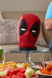 Cap de colectie interactiv Hasbro Deadpool, electronic, cu peste 600 sunete - Img 6