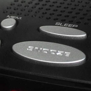 Ceas digital HAEGER RA-06B, Snooze, 20 memorii, LED rosu - Img 3