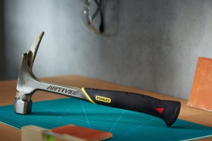 Ciocan lat cu amortizare STANLEY FatMax 600 g, 340 mm, maner DynaGrip - Img 2