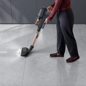 Duza de mop AEG AZE157 UltimatePower pentru aspirator fara fir AEG 8000 (duza pentru curatare umeda eficienta, functie de stergere, 2 tampoane de curatare rotative, sticla de pulverizare cu apa, lumina frontala LED, negru) - Img 9