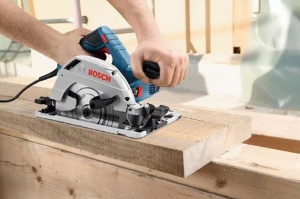 Fierastrau circular Bosch Professional GKS 55 GCE Compact si puternic - Img 3