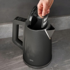 Fierbator de apa AEG Deli 5 2400 W 1,7 l Anthracit - Img 6