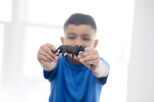 Figurina Schleich Panther Negru 14774 3 x 12 x 5 cm pentru copii de la 3 ani - Img 2