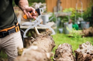 Fiskars WoodXpert 1003625 Cleste pentru Manipularea Lemnului NegruPortocaliu - Img 6
