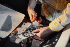 Foarfeca universala Fiskars Classic, 8.1 cm, pentru dreptaci si stangaci, portocalie - Img 5
