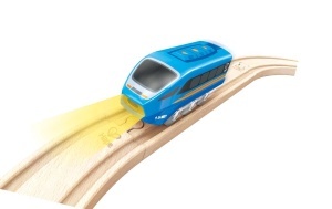 Hape Tren cu Telecomanda Bluetooth Albastru Compatibil cu Seturi de Tren din Lemn - Img 5