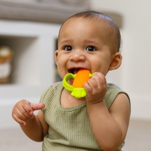 Infantino Lil Nibbles Silicon Beissring Carrot BPA Free pentru bebelusi - Img 9