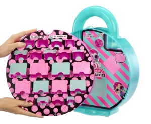 L.O.L. Surprise Eye Spy Series - Unboxing cu 3 papusi exclusive, design in forma de lacat - Img 6