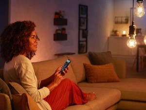 Lampa LED Edison Philips Hue, 7.2W, dimmabila, lumina calda - Img 2