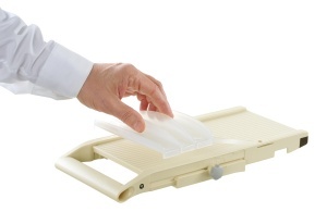 Mandolina Hendi Shogun Lame Inox Grosime Reglabila 1-5 mm Protectie Degete Bej - Img 8