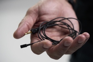 Mikrofon lavalier Sony ECM-L1, sunet de inalta calitate, compatibil cu diverse dispozitive - Img 6