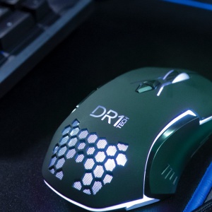 Mouse de gaming DR1TECH Guardian cu cablu - 7 butoane pentru pana la 3200 DPI - Design usor si durabil - Mouse de gaming ergonomic pentru PC/PS4/XBOX - Img 5