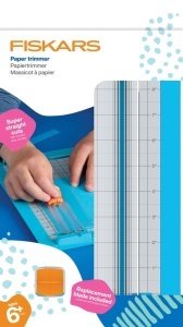 Papierschneider Fiskars pentru copii, sigur si usor de utilizat, pentru taiere precisa - Img 7