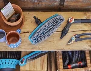 Perie de curatat Gardena Cleansystem 18810-20, cu perii moi, rotativa, pentru suprafete delicate - Img 2