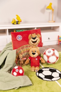 Perna cu personaj FC Bayern Munchen Bar Berni 43 x 25 cm, perna din plus moale, rosie - Img 7